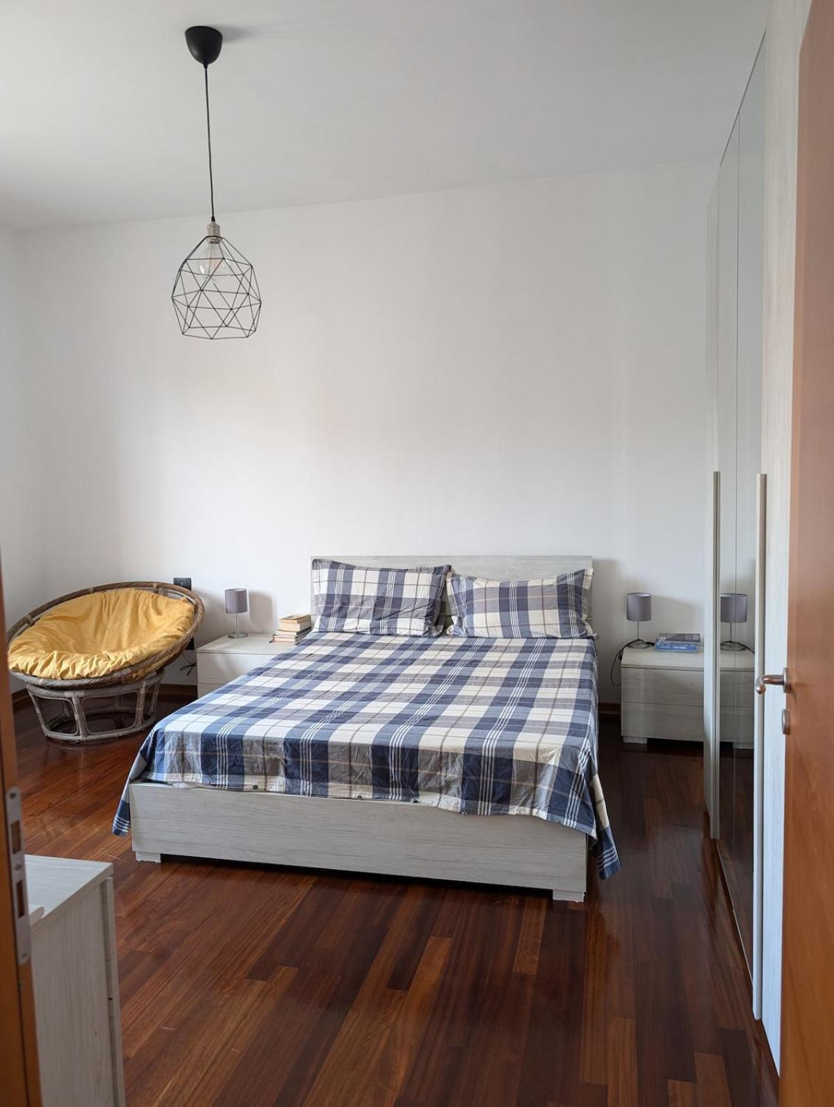 Spacious And Silent Two-bedroom In Tor Marancia Roma